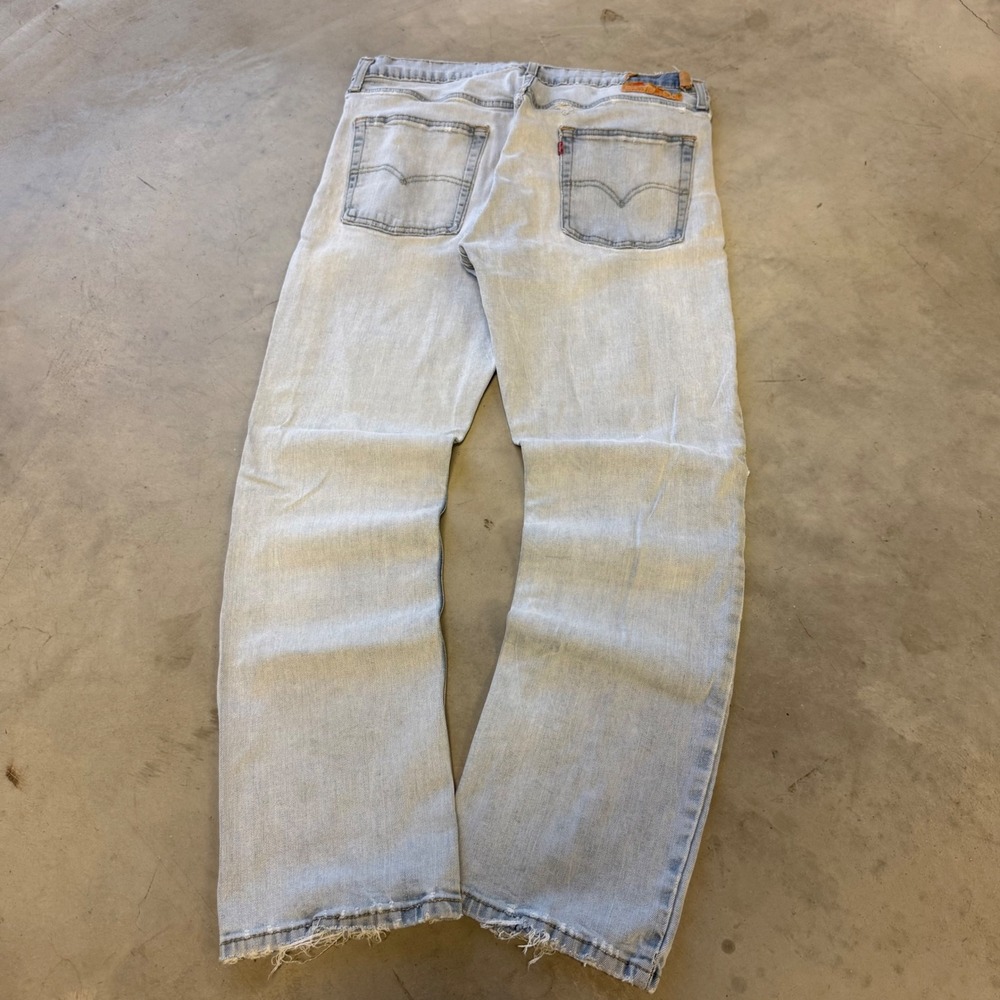 Levis 511 Slim Fit Light Wash Distressed Denim Jeans Mens 34x30
